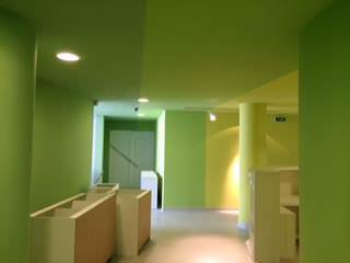 1616271_573100392760910_1057536825_n